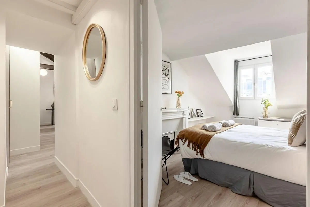 Apartment 62#Opera #Grandsboulevards #Louvre #Paris 02 #Ac